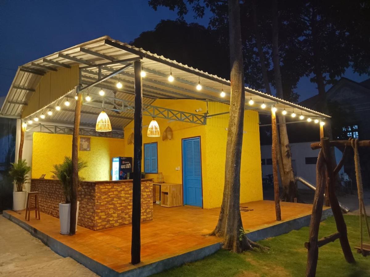 Wildbird Hotel Tràm Chim Exterior photo